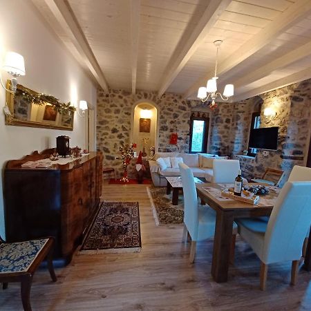 Rodanthe'S Guest House สเตมนิตซา ภายนอก รูปภาพ